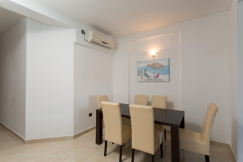 Adriatic Raf Apartments ブドヴァ エクステリア 写真
